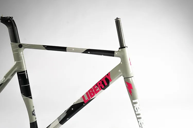 Fixed Gear Bike Frameset 700C Aluminum Fixie Frame Carbon Fork Track Single Speed Bike 52/54CM Frame High Quality Bicycle Parts